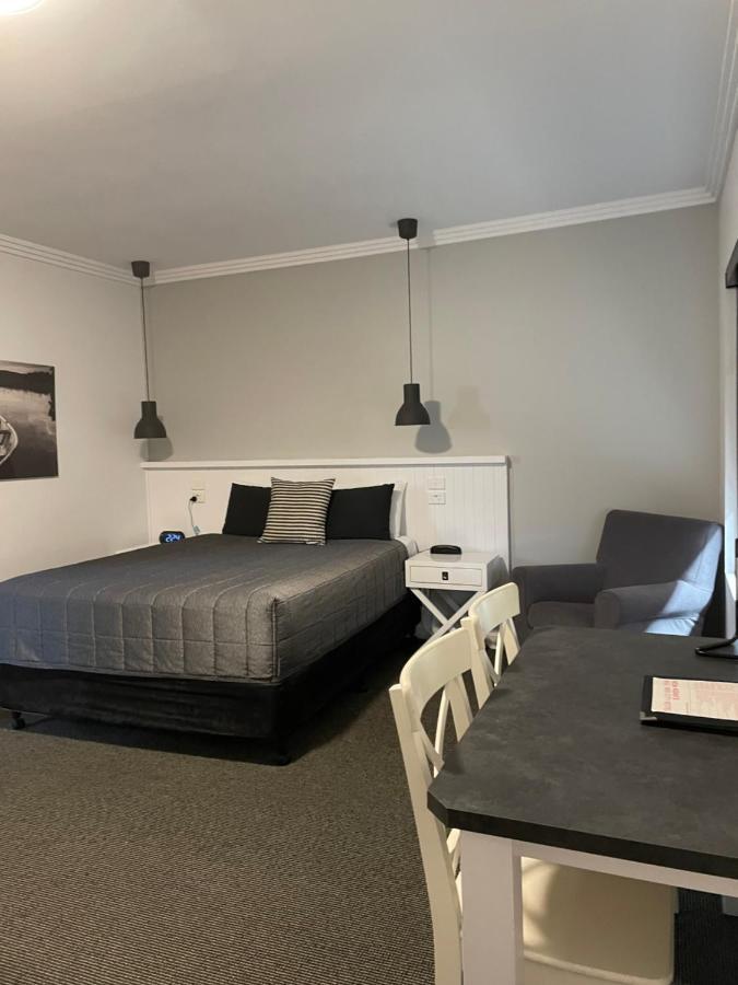 Noah'S Mid City Motor Inn Muswellbrook Buitenkant foto