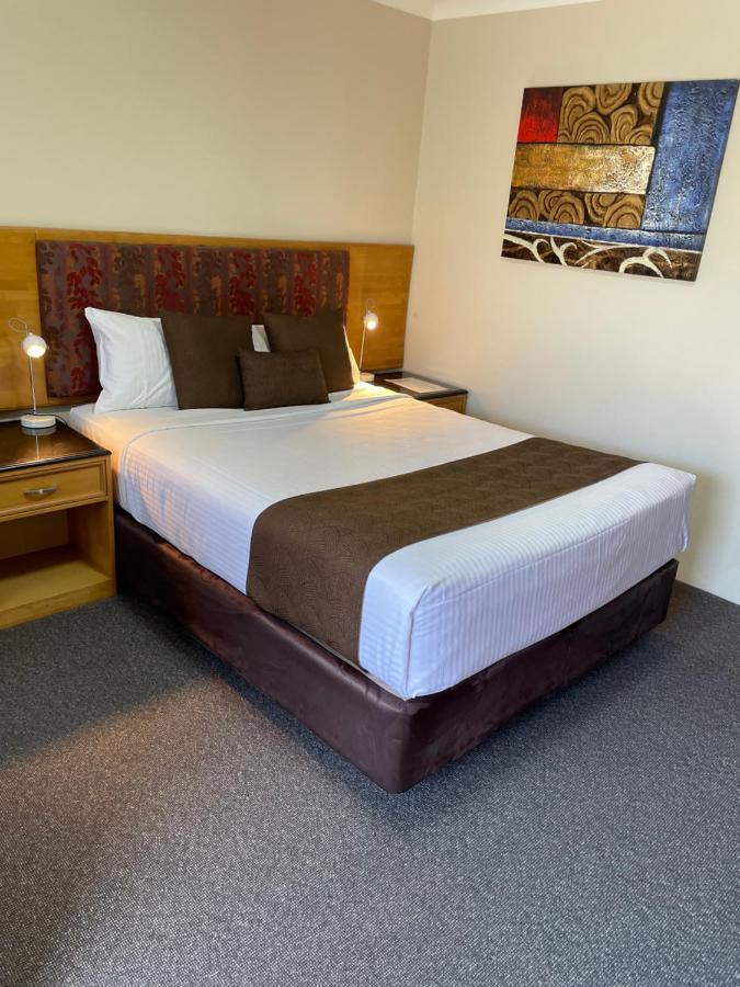 Noah'S Mid City Motor Inn Muswellbrook Buitenkant foto