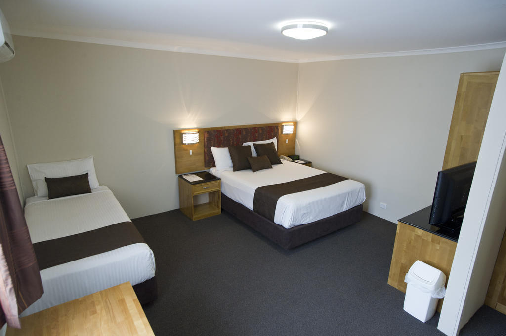 Noah'S Mid City Motor Inn Muswellbrook Buitenkant foto