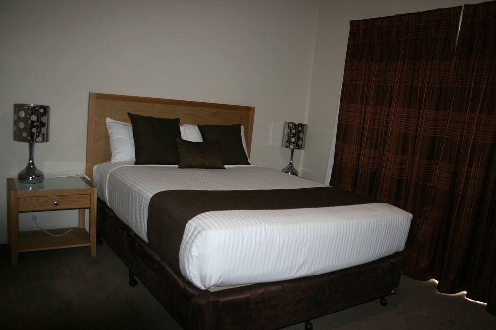 Noah'S Mid City Motor Inn Muswellbrook Buitenkant foto