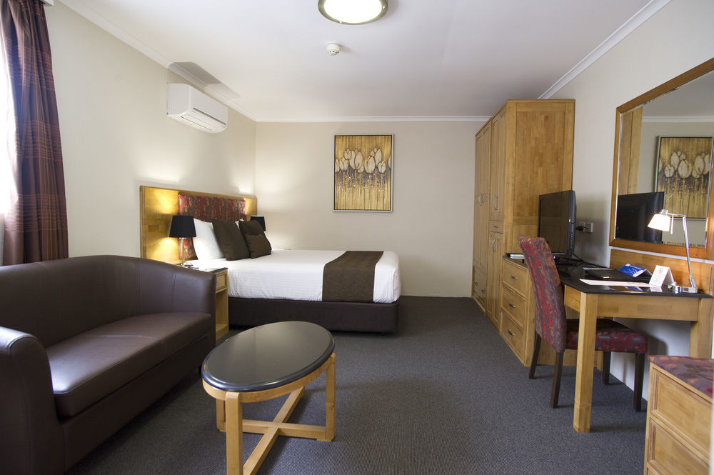 Noah'S Mid City Motor Inn Muswellbrook Buitenkant foto